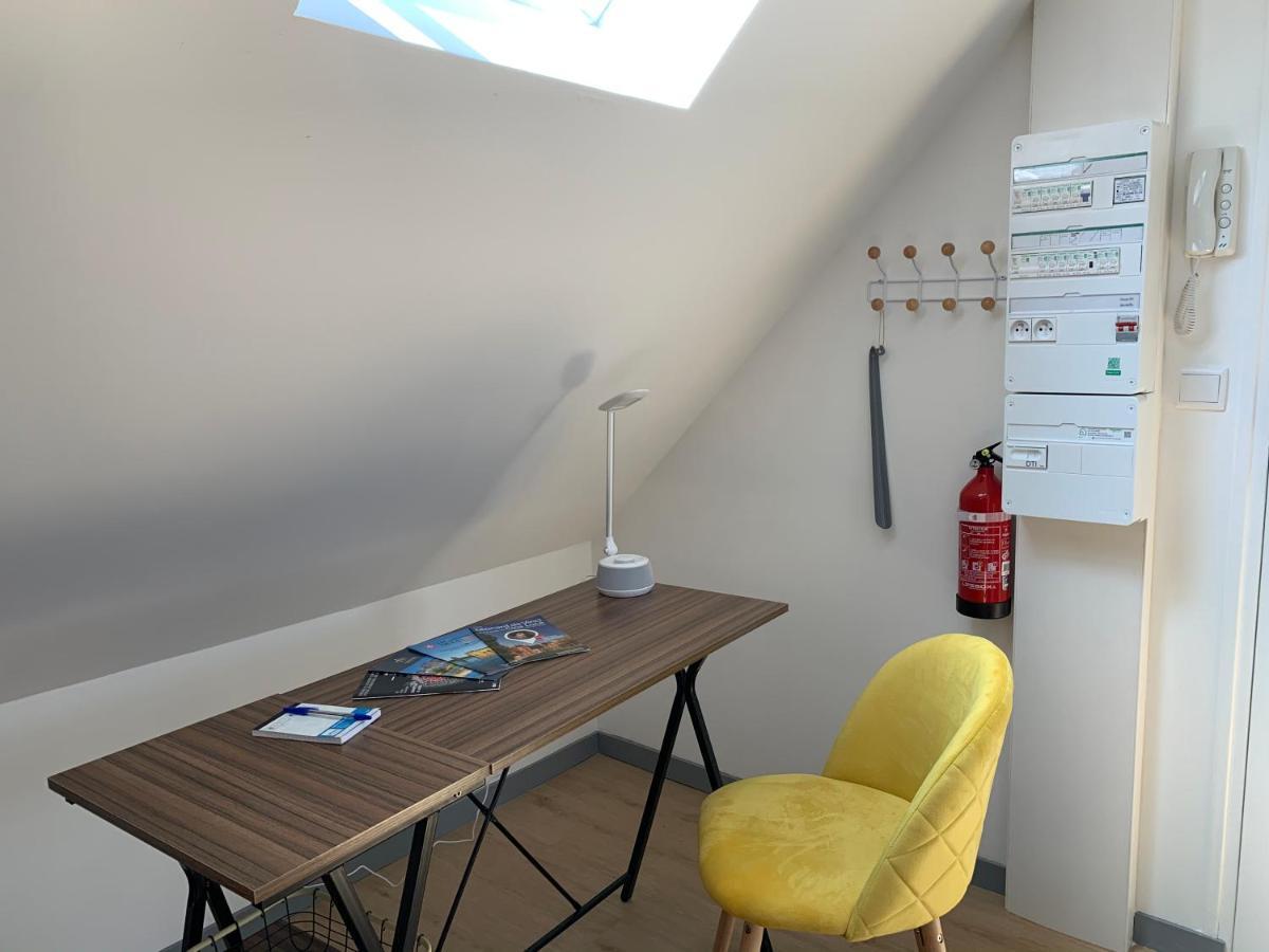 Superlogis - Sous Les Toits - T2- 3Etoiles - Blois-Hypercentre 1 Chambre 4 Personnes Bagian luar foto